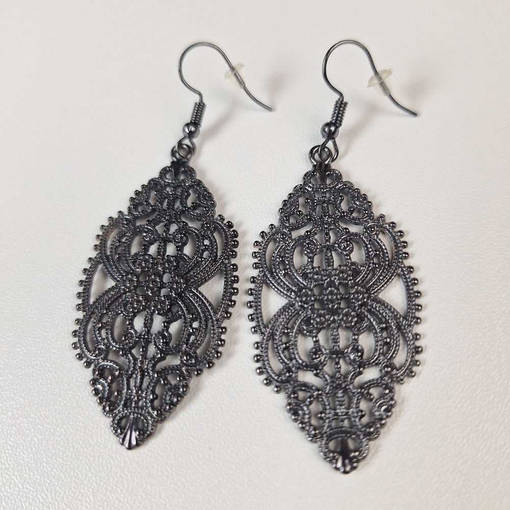Black Filigree Dangle Earrings Gunmetal Ornate Gothic